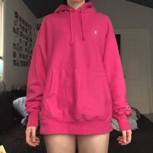 hot pink champion hoodie 🌸
